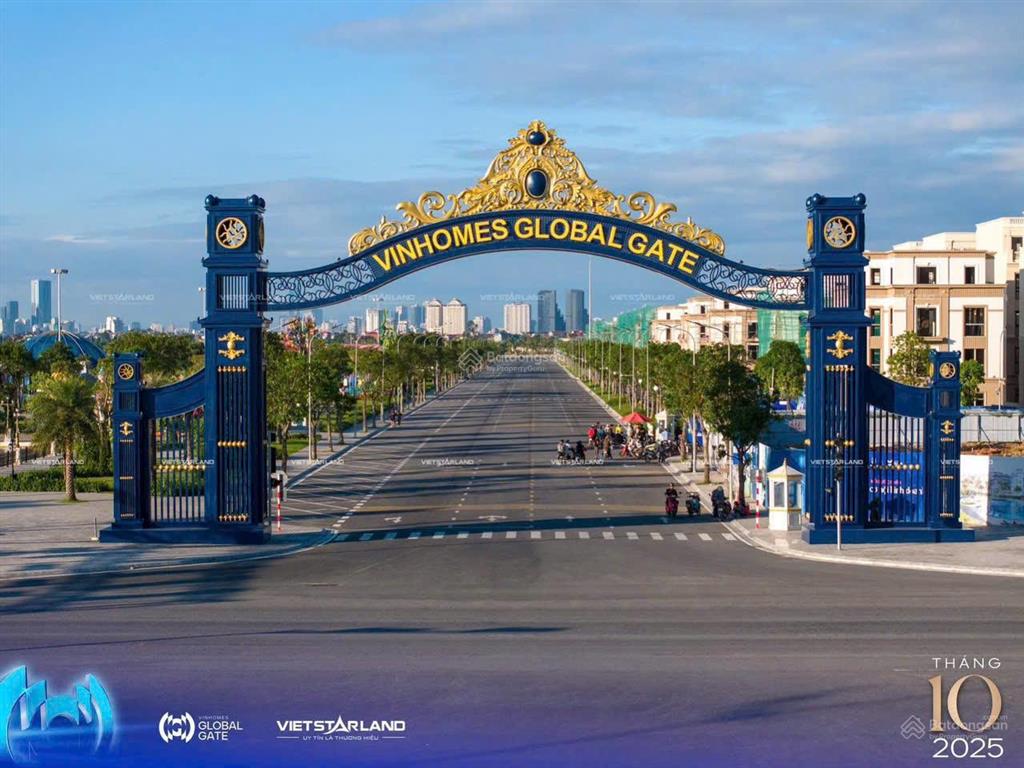 Bán liền kề 62.5m2 giá 17.5 tỷ vinhomes cổ loa, vinhomes globail gate, đông nam, cạnh vincom có vay