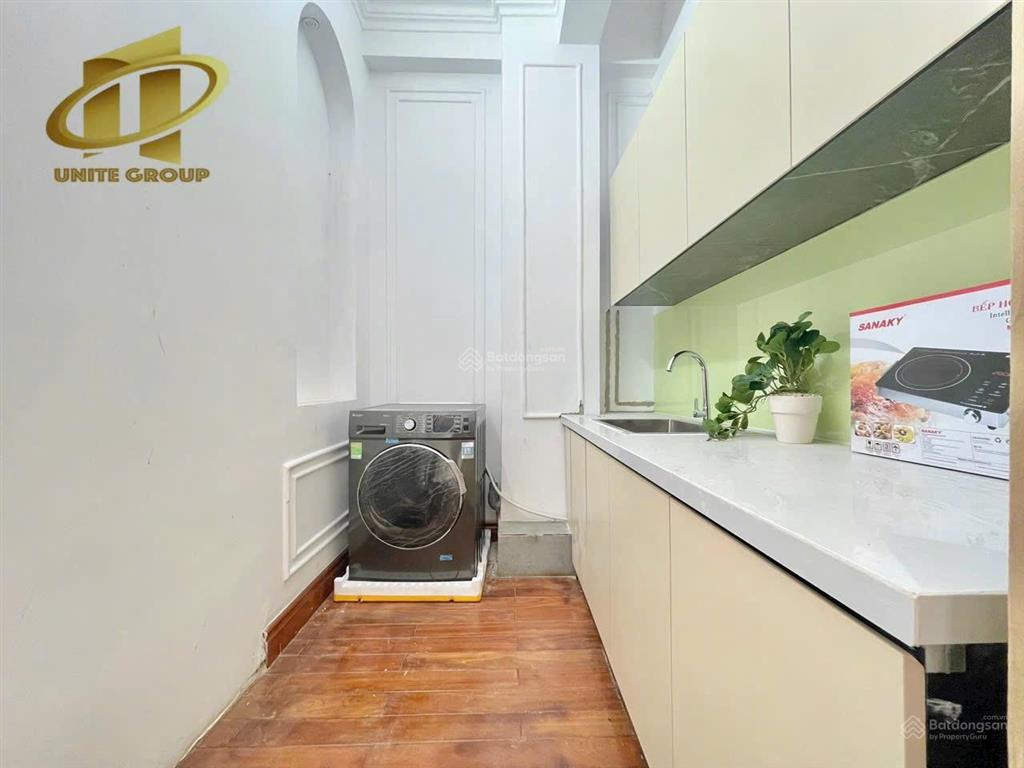 Sở hữu nhà mt tại trung tâm quận phú nhuận ngang trên 4m kết cấu 7 tầng có thang máy giá 22,5 tỷ