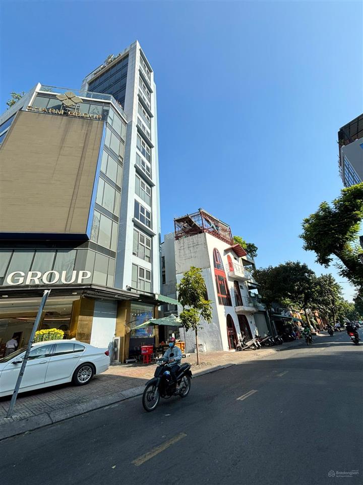Ngang 7m mặt tiền trung tâm quận 3 mt ngô thời nhiệm p7 q3, dt 7x6m kết cấu 4 tầng giá 20 tỷ