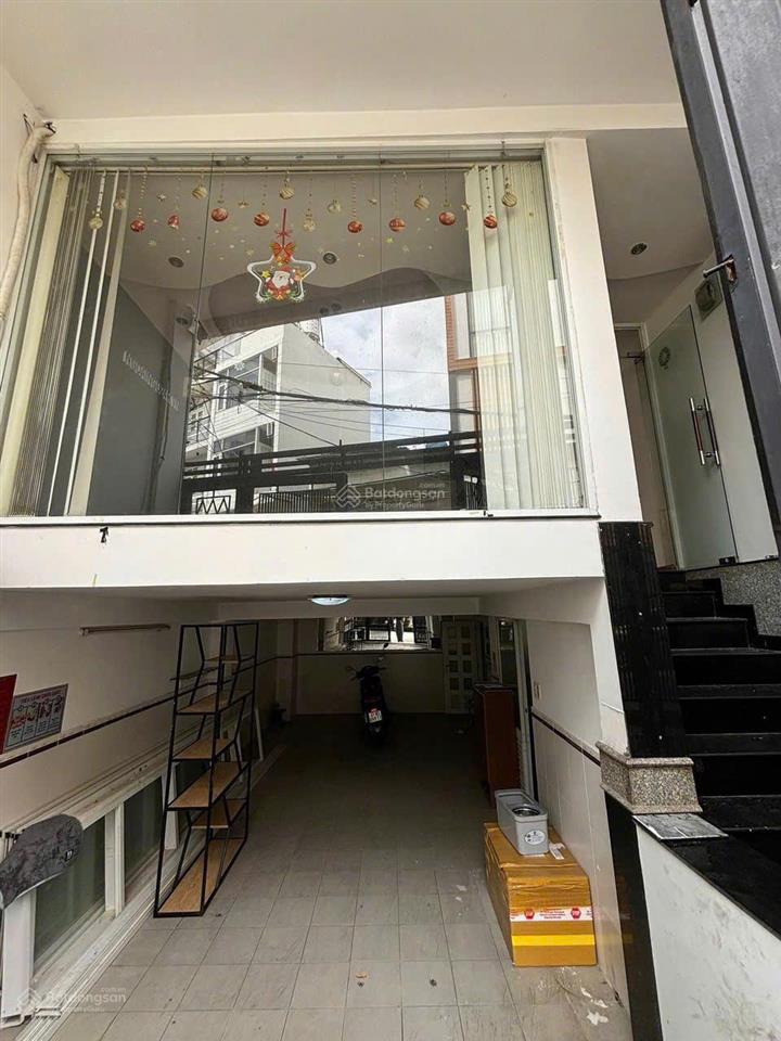 Bán nhà hẻm nhựa 10m đường cmt8 p11 quận 3 dt 5,4x10m kết cấu hầm 5 tầng giá 26 tỷ tl