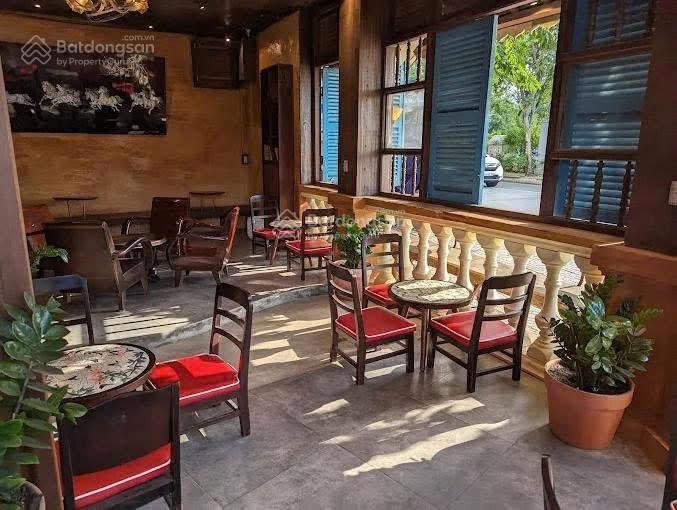 Cho thuê góc 2 mặt tiền song hành quận 2