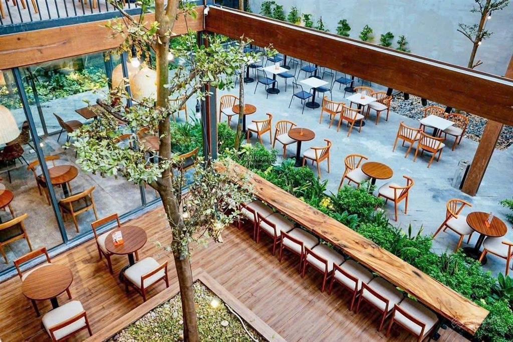 Cho thuê nhà mặt tiền cao thắng, quận 10 (đối diện hà đô centrosa)