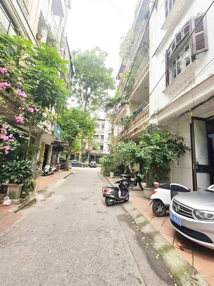Yên tâm an sinh  tài sản vững bền trung tâm hbt  ô tô tránh  vỉa hè  vị trí cực đẹp để ở