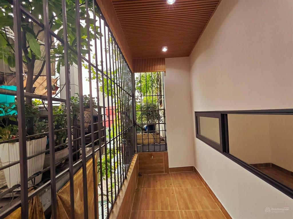 Trung tâm đống đa  full nội thất gần chợ  40m ra phố  mặt tiền 4m  5tỷ9