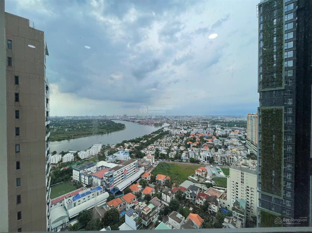 Một căn hiếm có căn góc view sông trực diện, dt 72m2 2pn, 2wc, đủ nội thất. giá chỉ 19 triệu/tháng.