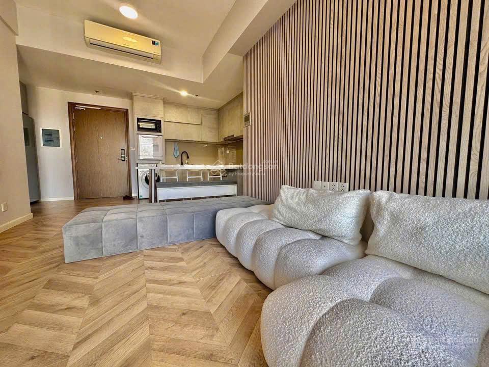 Một căn hiếm có! bán masteri an phú, giá 6,8 tỷ, 72m2, 2pn, 2wc, full nội thất.