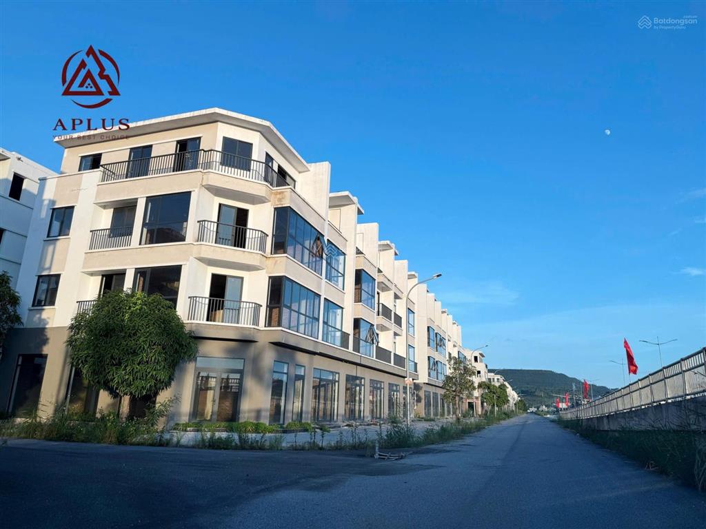 Flc tropical hạ long tổng hợp quỹ căn giá rẻ nhất dự án.  0984 398 ***