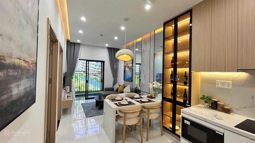 Đang kẹt tiền cần bán căn hộ cao cấp đường ql1a giáp ranh bình chánh, chỉ 650 triệu