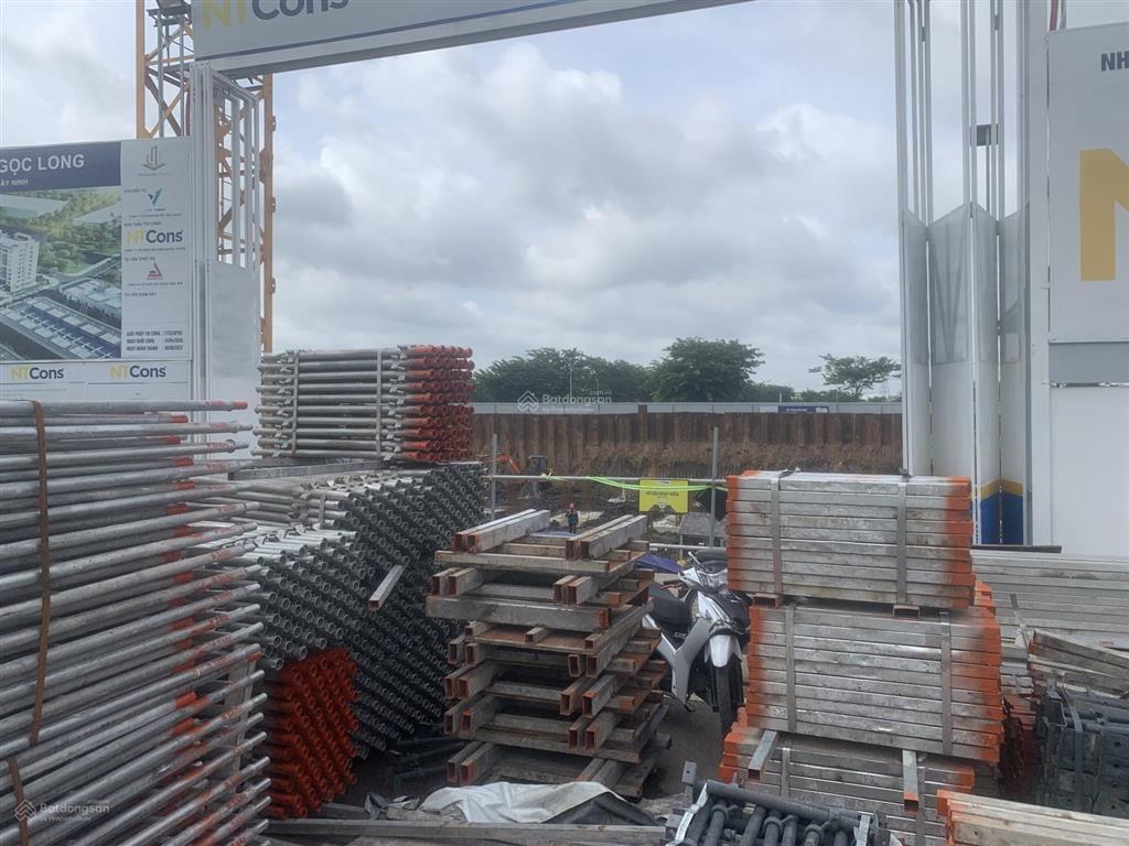 Đất nền liền kề vinhomes mặt tiền 823d gần tuyến chờ metro số 9, có shr, công chứng ngay