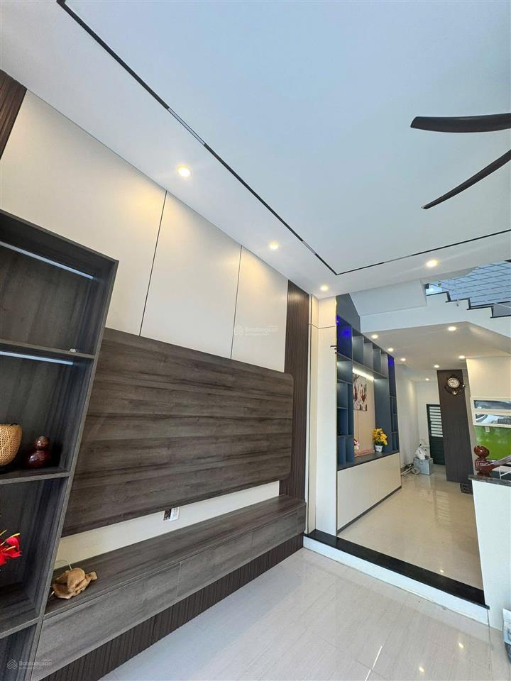 Bán nhà đường 10.5 văn tiến dũng