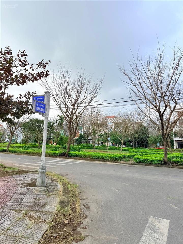 Cần bán lô góc 2 mặt tiền, view công viên khu đô thị sinh thái ven sông hòa xuân