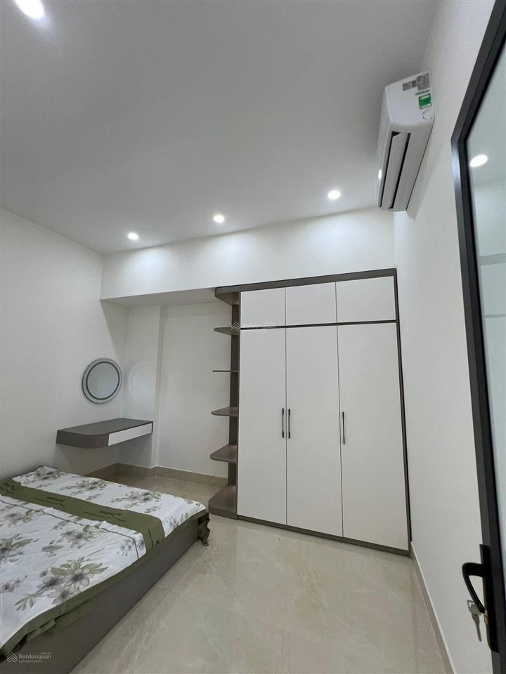 Bán nhà 2 tầng mới 100% full nội thất cao cấp chỉ cần xách vali vào ở ngay!