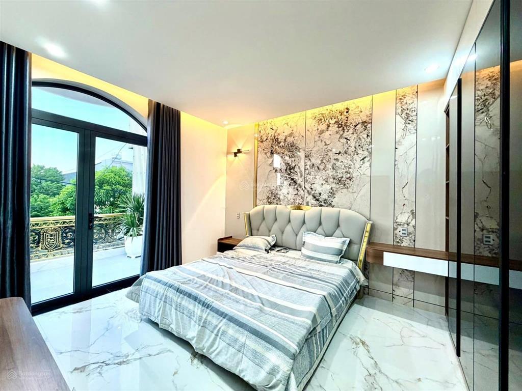 chào bán siêu phẩm nhà tân cổ điển
 nhà 3 tầng 3 mê kiều sơn đen hoà xuân sát ngã 4 thoáng mát