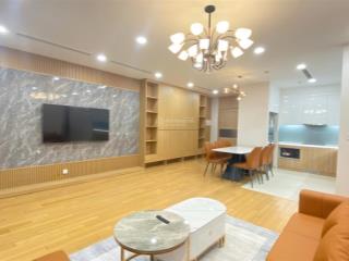 Hiếm cho thuê căn hộ flc 265 cầu giấy chia 3pn, 2wc, 120m2, giá 22tr/tháng.  