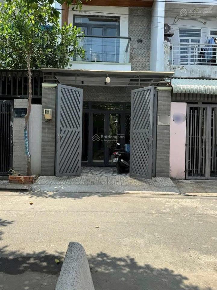 Chủ đi định cư nước ngoài gửi bán gấp nhà hồng bàng, quận 5  dt 47,3m2  shr sang tên ngay