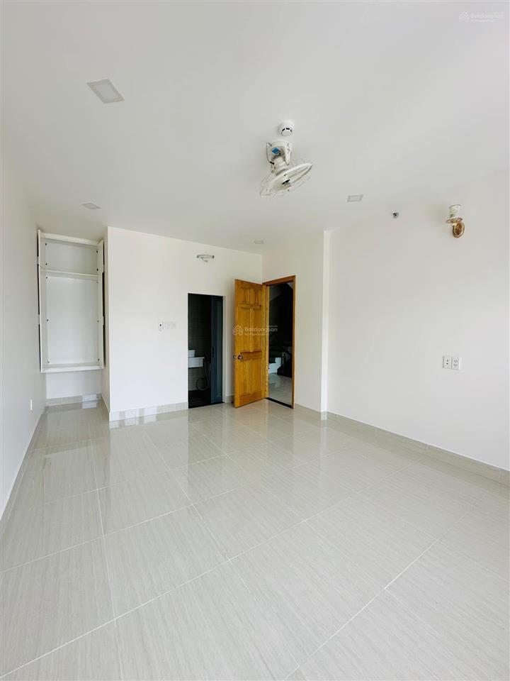 Chủ ngộp cần ra gấp  nhà 5 tầng hoàng diệu 2  chỉ 4.9 tỷ