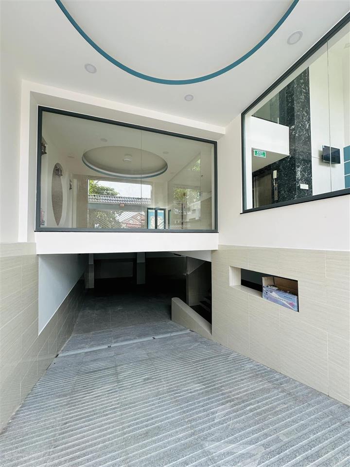 Chủ ngộp cần ra gấp  nhà 5 tầng hoàng diệu 2  chỉ 4.9 tỷ