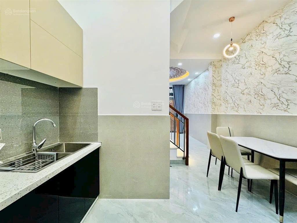 Giá cực tốt khu vực bình thạnh  nhà lê quang định  49,5m2   0588 643 ***