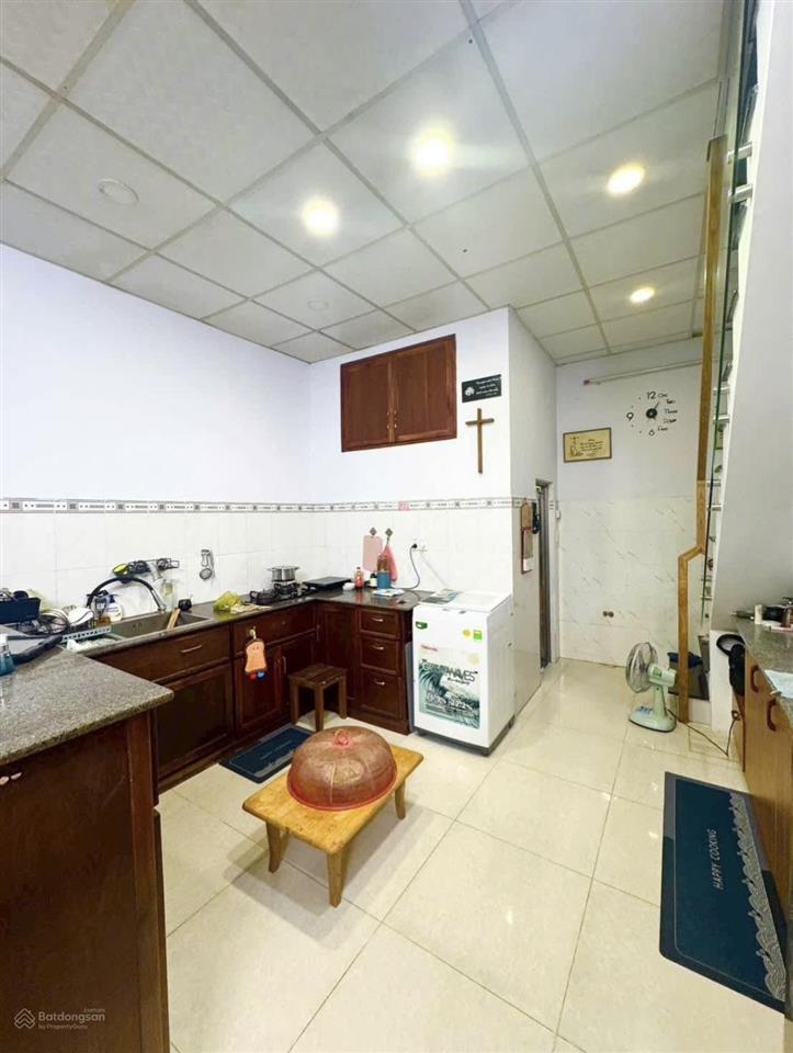 Dọn vào ở ngay! bán gấp căn nhà lê quang sung  quận 6, dt 44m2  shr
