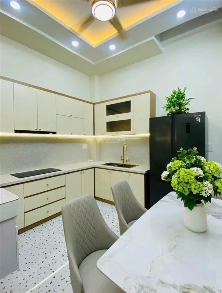 Chính chủ xoay vốn bán gấp căn nhà tôn thất thuyết quận 4, 52m2, sang tên ngay