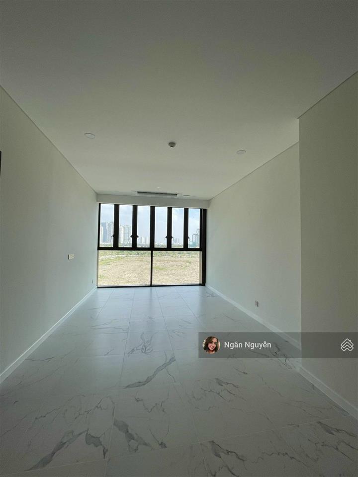 Bán căn 3 phòng ngủ the galleria giá chỉ 25.5 tỷ,  0981 799 ***