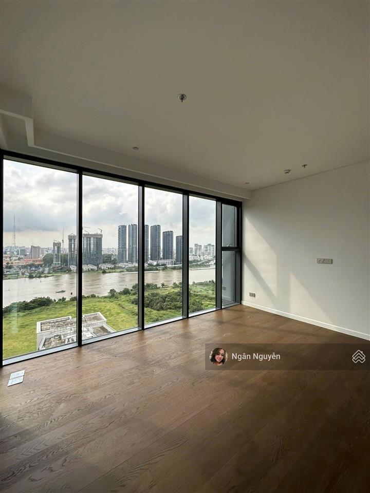 Bán 3 phòng suất spa the crest 152m2 giá chỉ 60 tỷ  0981 799 ***