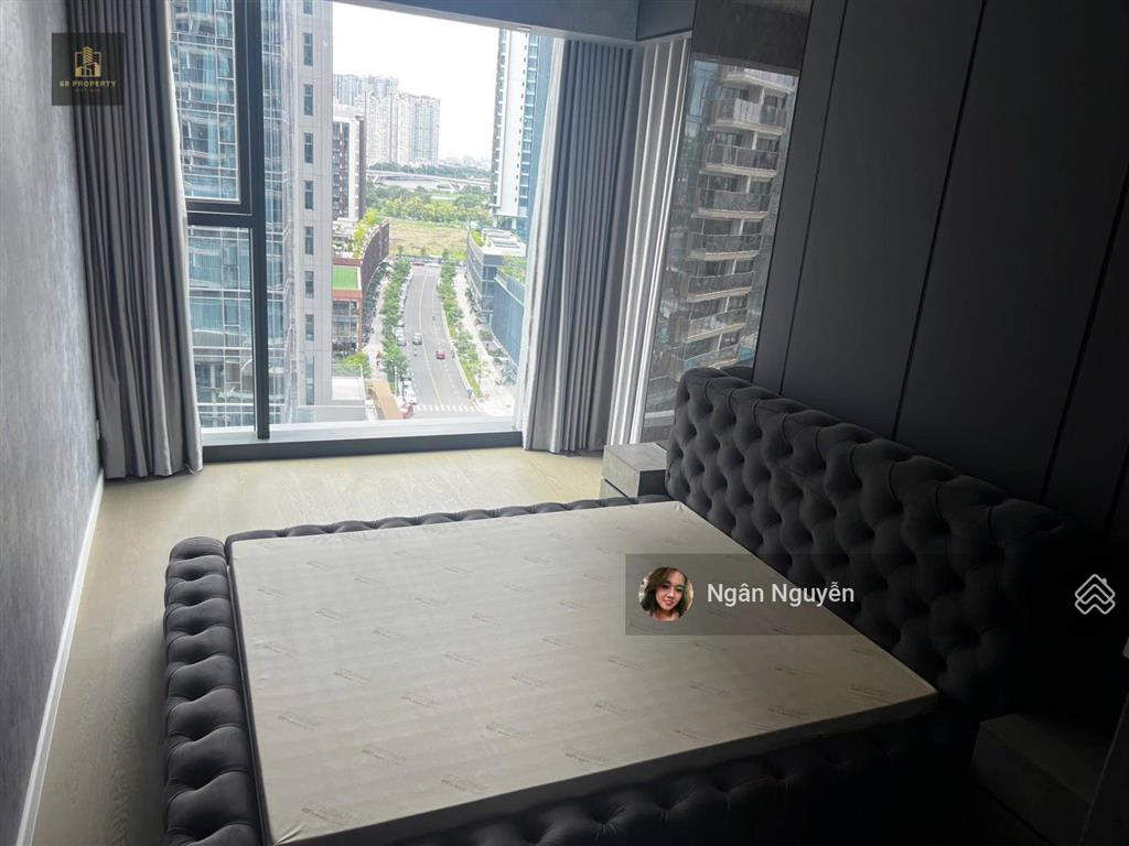 The opera 2pn, 77 m2, view sông +hồ bơi + cầu bason ,tầng trung, giá 40 tỷ,  ngân 0981 799 ***