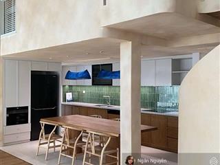 Bán căn hộ the galleria, 2 căn đập thông 101.2 m2 + 42m2 sân vườn, view cầu bason, giá 60 tỷ