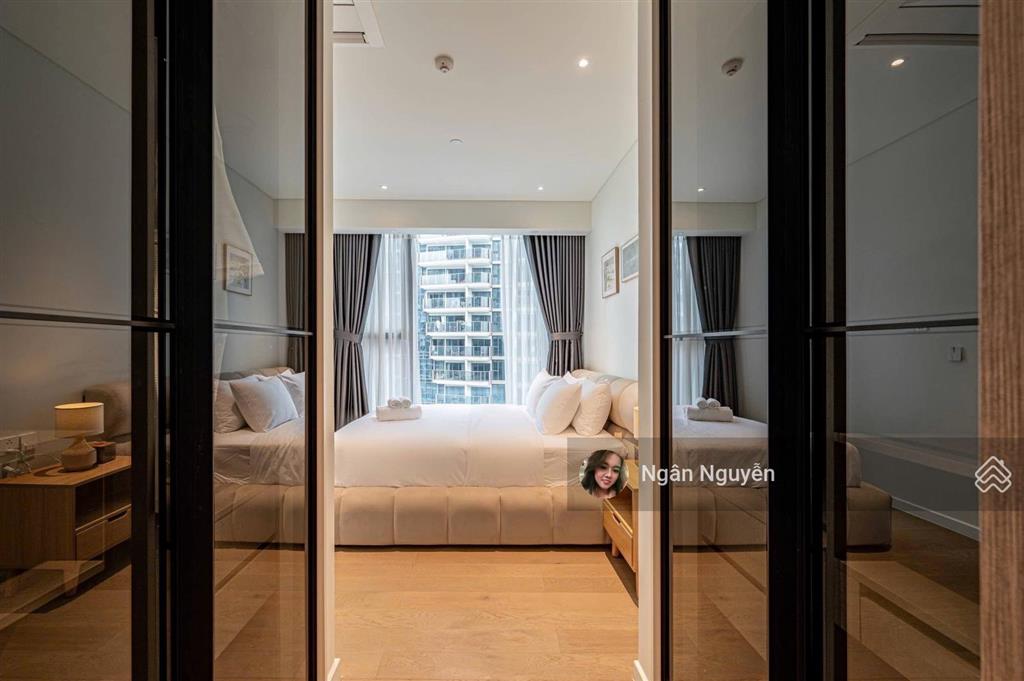 Bán căn hộ the opera 1pn, diện tích 54,89m2, view nội khu+ q1+ cầu bason, giá 23 tỷ