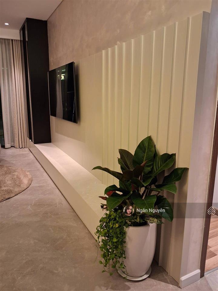 Bán căn hộ the crest, 2pn  79.19 m2, view nội khu, full nội thất, tầng trung, giá 23 tỷ