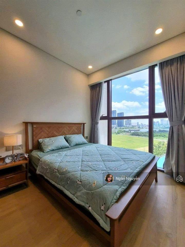 Bán căn hộ the galleria 2pn  69.57 m2, full nôi thất, view hồ bơi + công viên, giá 25 tỷ