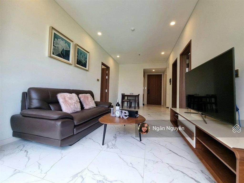 Căn hộ 2 pn, 2wc  69.57 m2, view hồ bơi + sông sg, tầng trung tại the galleria, giá 25 tỷ