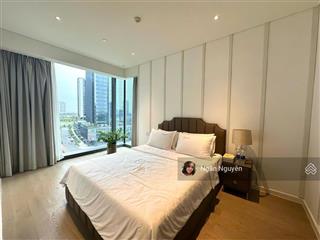Thức giấc ngắm sông sg, tối về ngắm cầu bason. căn 2pn  77 m2, the opera.  em ngân 0981 799 ***