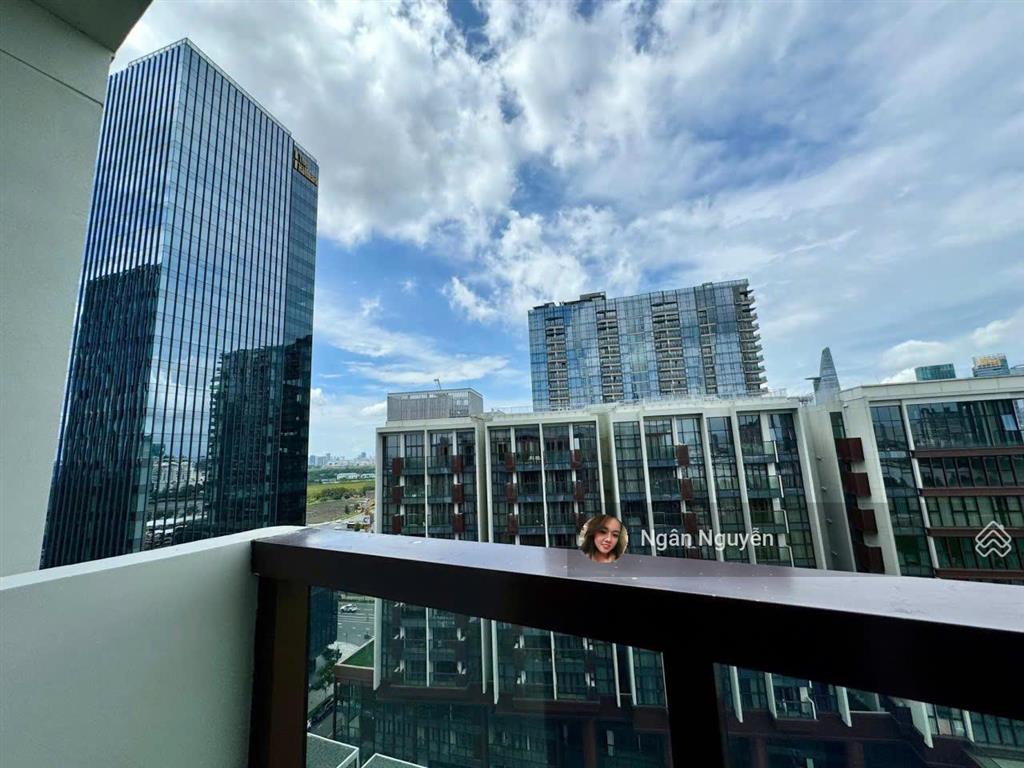 Diện tích khủng, view đẹp, tâng cao. the galleria 3 pn  140 m2. view sông + cầu bason + quận 1.