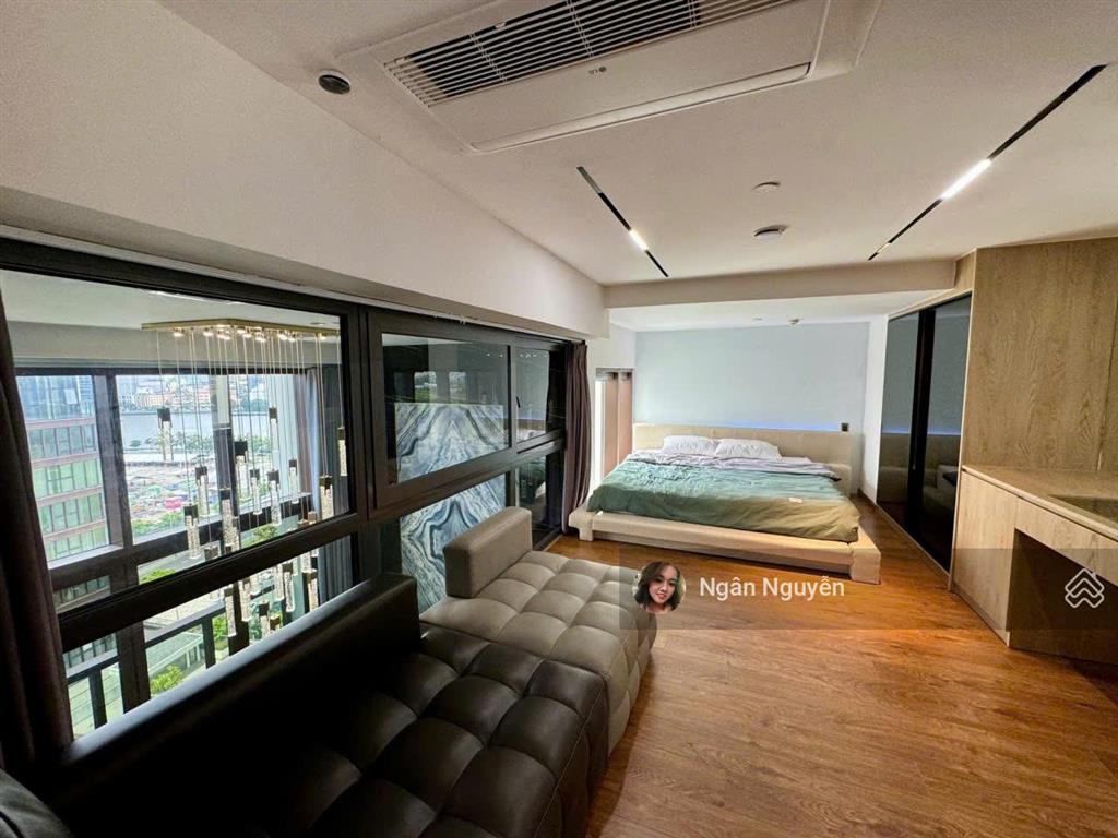 Diện tích khủng, view đẹp, tâng cao. the galleria 3 pn  140 m2. view sông + cầu bason + quận 1.