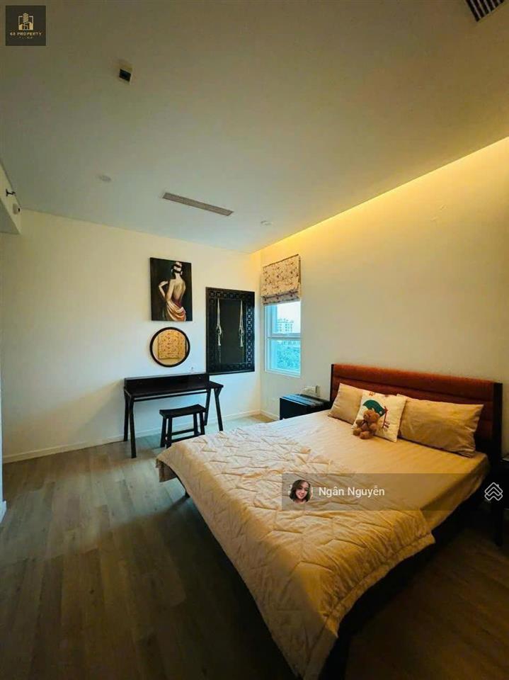 Layout đặc biệt "căn góc 2 ban công" sadora  sala 3 pn  119 m2, view hồ bơi yên tĩnh