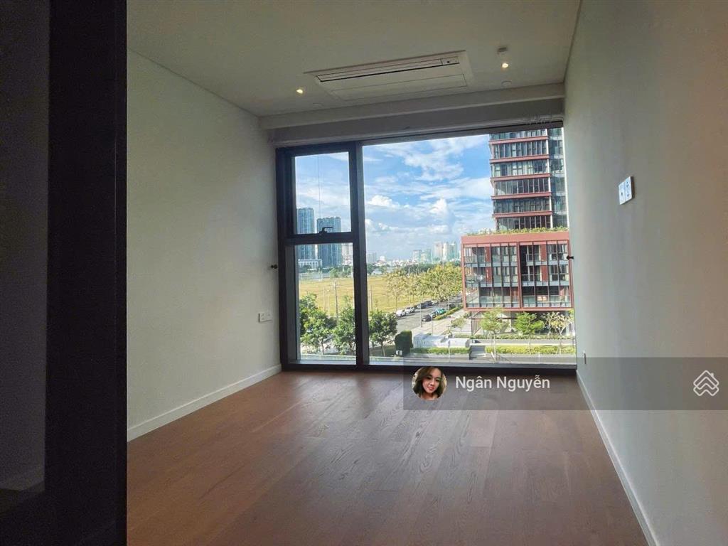 Layout hiếm bán. the opera  metropole 2 pn  106.7 m2, view cầu bason.  em ngân 0981 799 ***