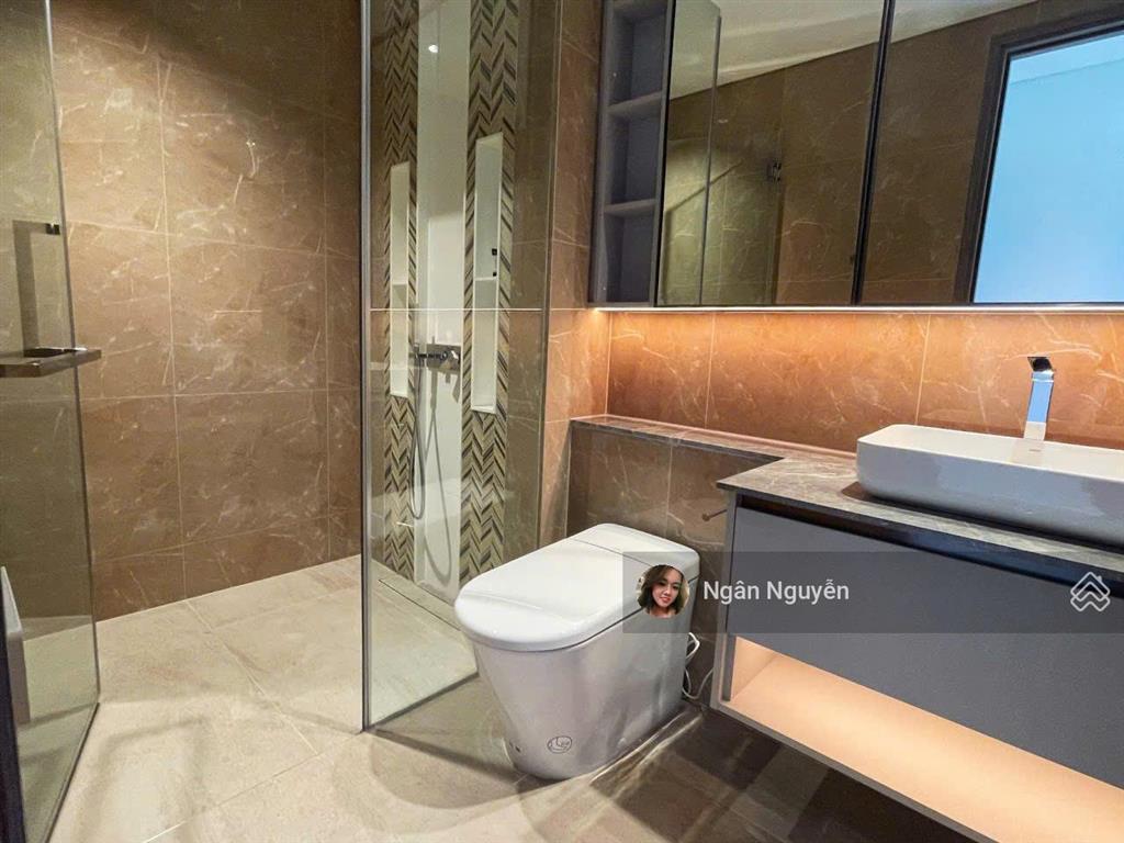 Layout hiếm bán. the opera  metropole 2 pn  106.7 m2, view cầu bason.  em ngân 0981 799 ***