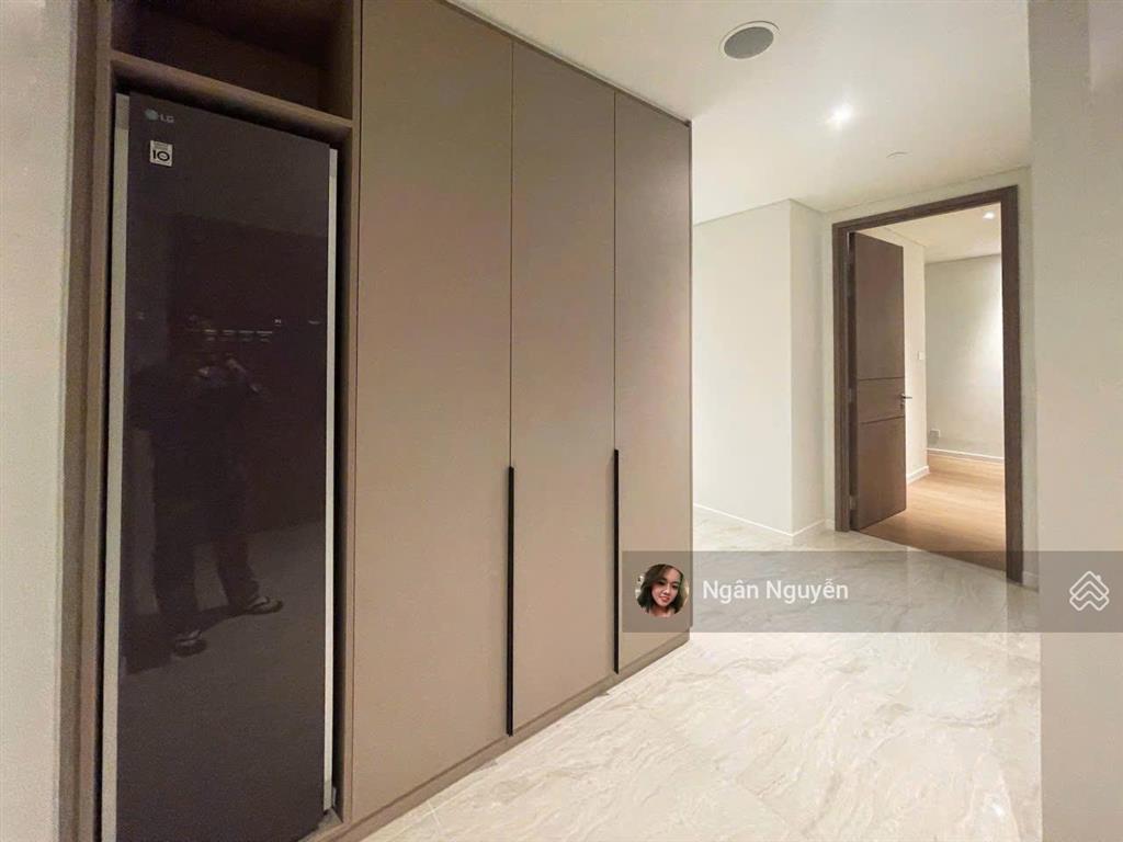 Layout hiếm bán. the opera  metropole 2 pn  106.7 m2, view cầu bason.  em ngân 0981 799 ***