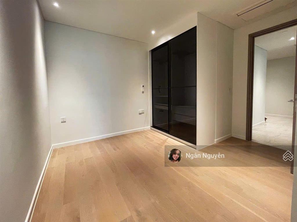 Layout hiếm bán. the opera  metropole 2 pn  106.7 m2, view cầu bason.  em ngân 0981 799 ***