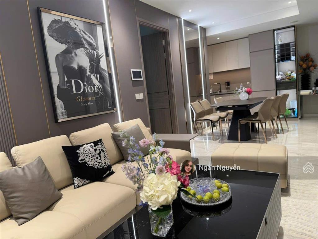 Giá tốt nhất thị trường. the opera 2pn  80.35m2, sổ hồng, view nội khu, full nội thất. giá 24.5 tỷ
