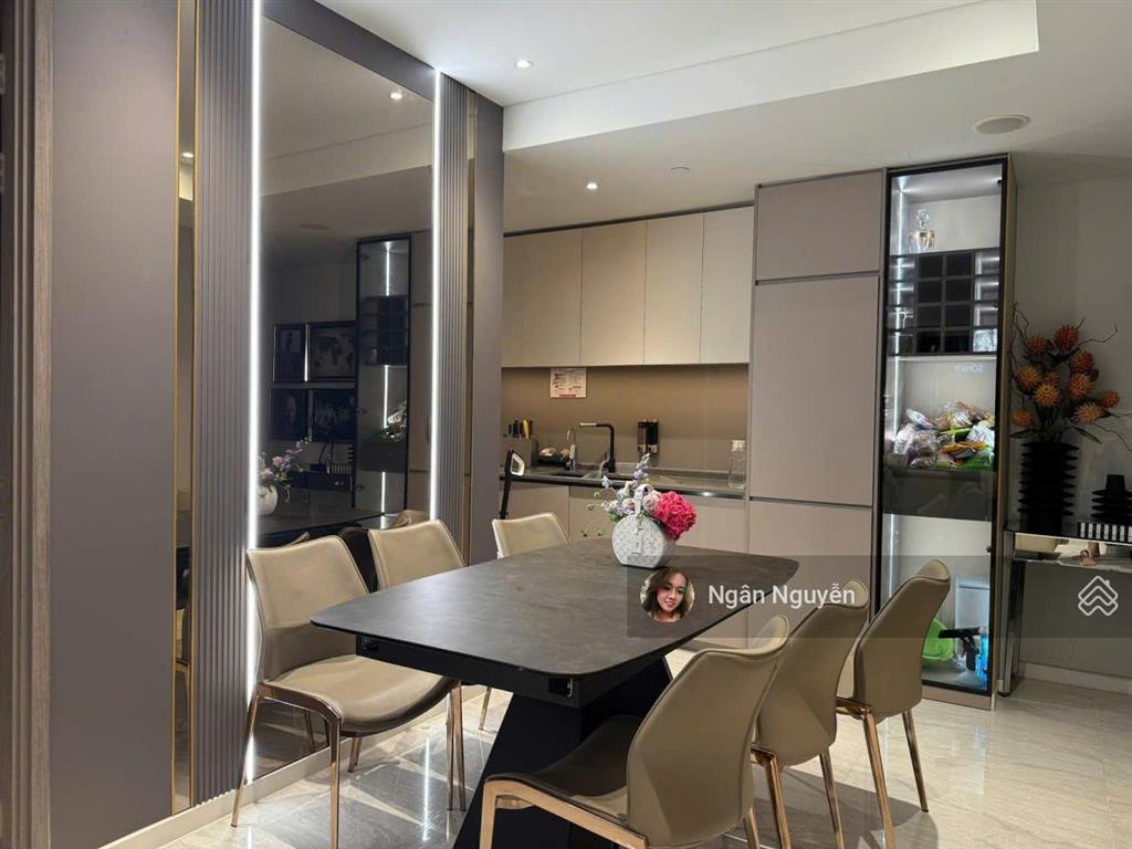 Giá tốt nhất thị trường. the opera 2pn  80.35m2, sổ hồng, view nội khu, full nội thất. giá 24.5 tỷ