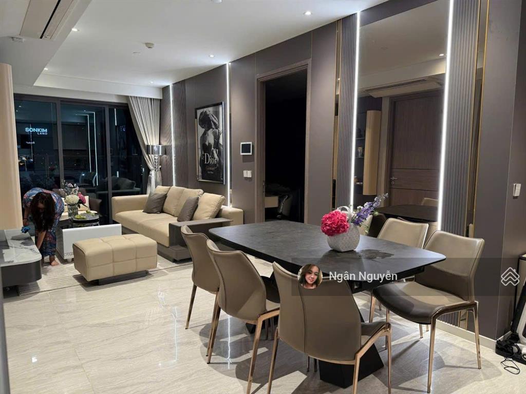 Giá tốt nhất thị trường. the opera 2pn  80.35m2, sổ hồng, view nội khu, full nội thất. giá 24.5 tỷ