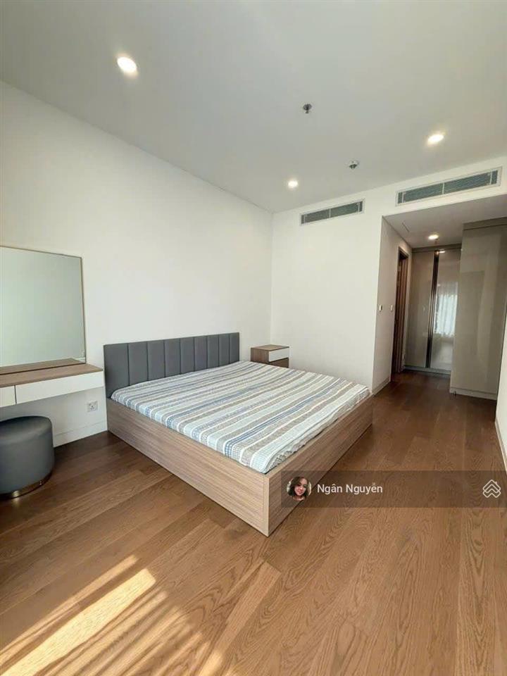 Deal hời bán trong tháng 5. the river 2pn  83 m2, view lm81 công viên bờ sông. ngân 0981 799 ***