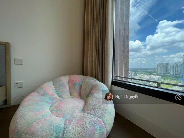 The river 1pn  56 m², tầng cao, view đại lộ vòng cung  sala. giá 13 tỷ.  em ngân 0981 799 ***
