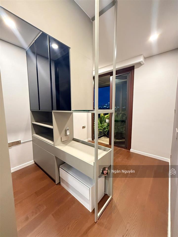 Cho thuê căn hộ 3pn the galleria metropole thủ thiêm 104m2, ntcb, view landmark 81 cực đẹp, giá 50t