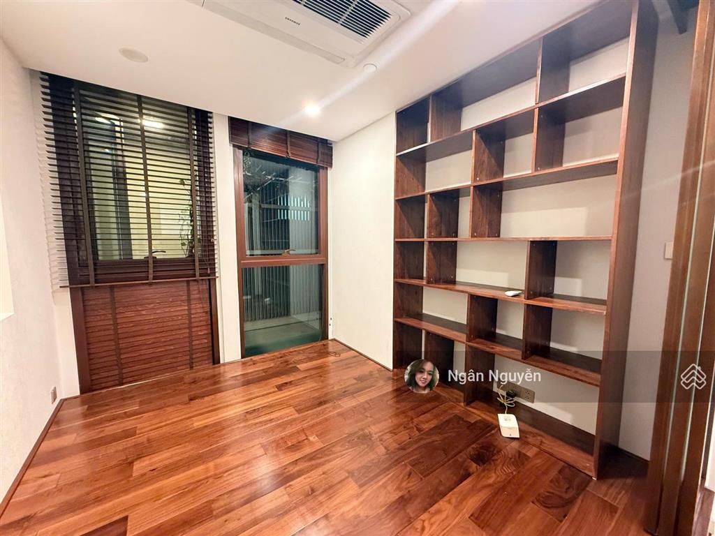 Cho thuê căn hộ 3pn the galleria metropole thủ thiêm 104m2, ntcb, view landmark 81 cực đẹp, giá 50t