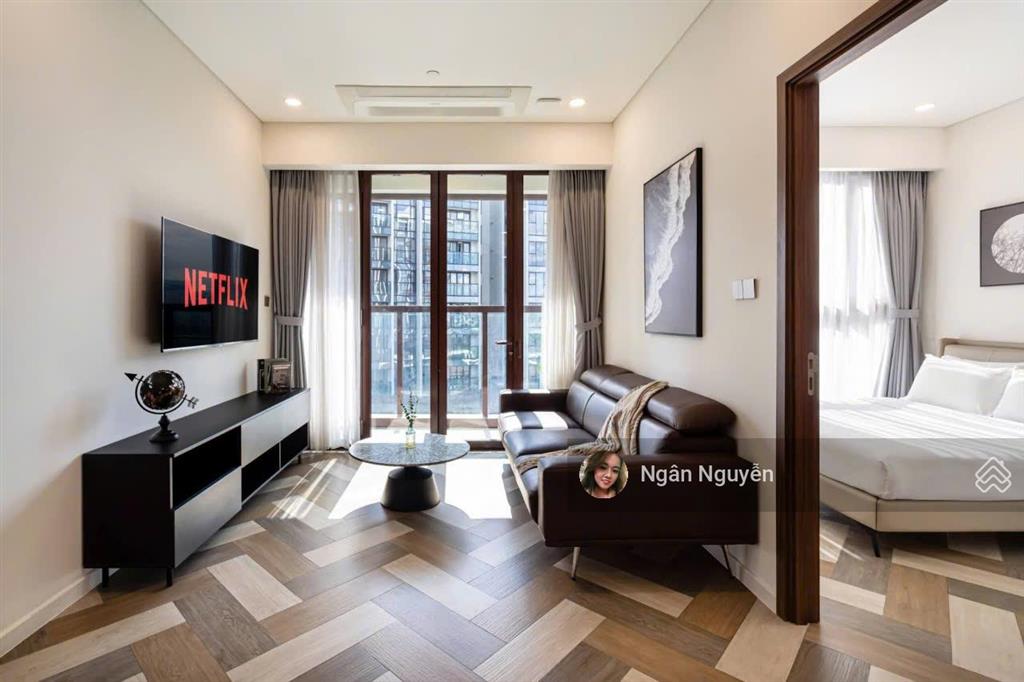 Bán căn hộ the galleria 1pn50m2, full nội thất, view cầu bason + công viên, giá 16.2 tỷ