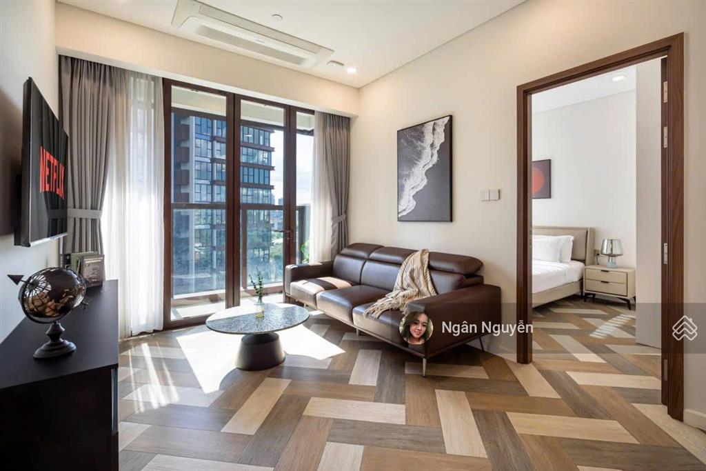 Bán căn hộ the galleria 1pn50m2, full nội thất, view cầu bason + công viên, giá 16.2 tỷ