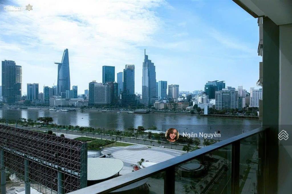 View pháo hoa + quảng trường + sông sg + q1. the opera 2pn  77m2, giá 30 tỷ.  em ngân 0981 799 ***